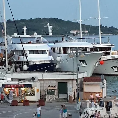 Center House Appartamento Vodice