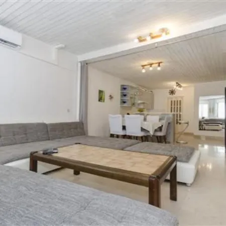 Center House Appartamento Vodice