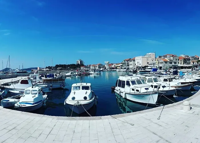 Center House * Vodice